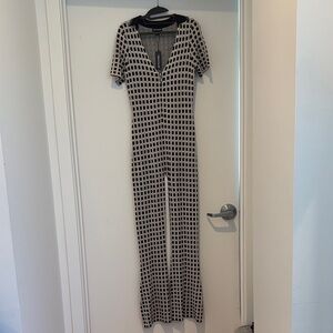 PrettyLittleThing Black and White Geometric Dress